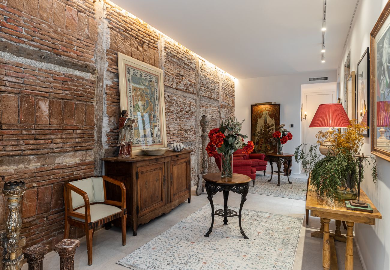 Alquiler por habitaciones en Madrid - The Queen's House VI by BNBHolder