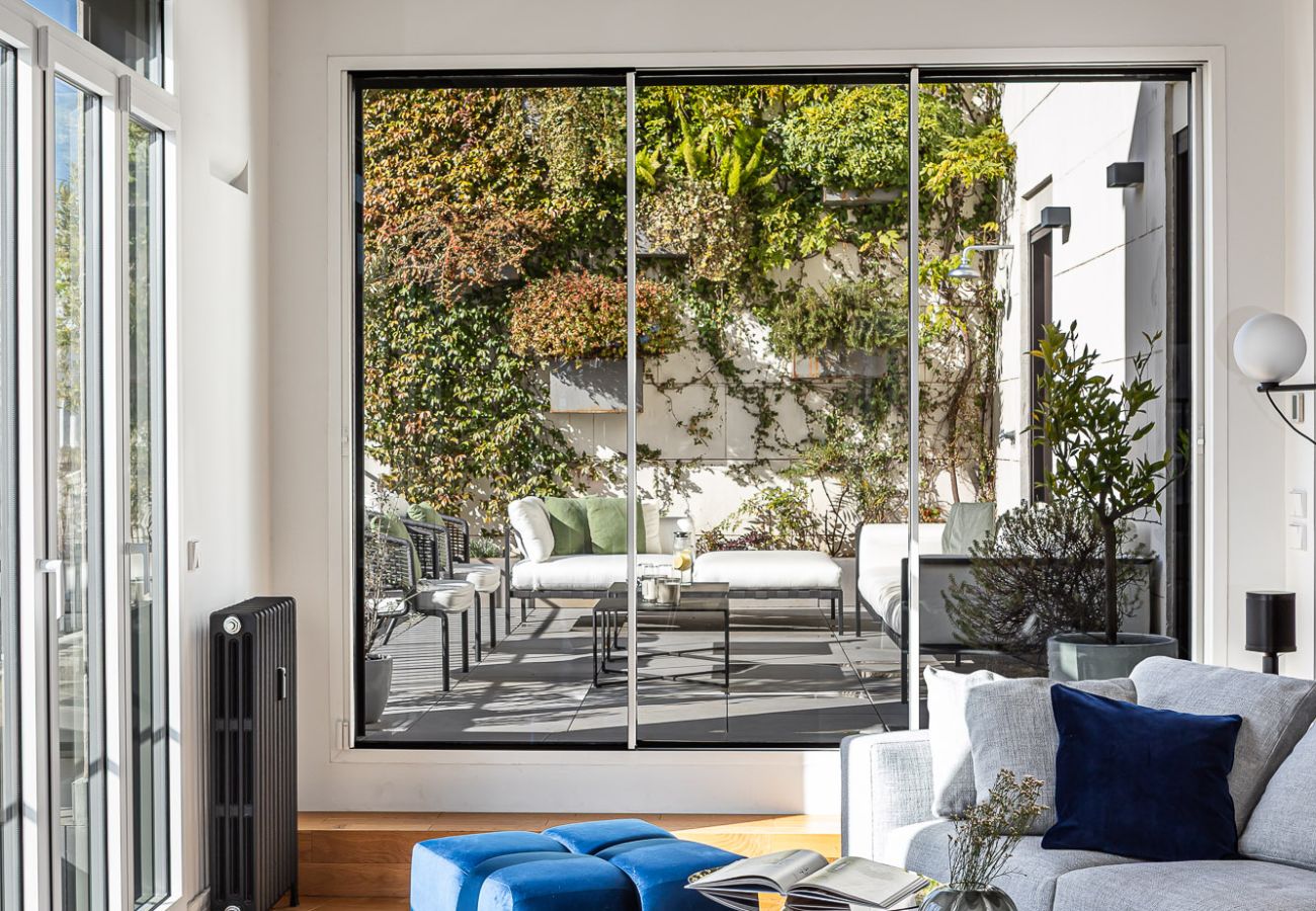 Apartamento en Madrid - Waou Ático 2 Terrazas Gran Via – Corta Duración