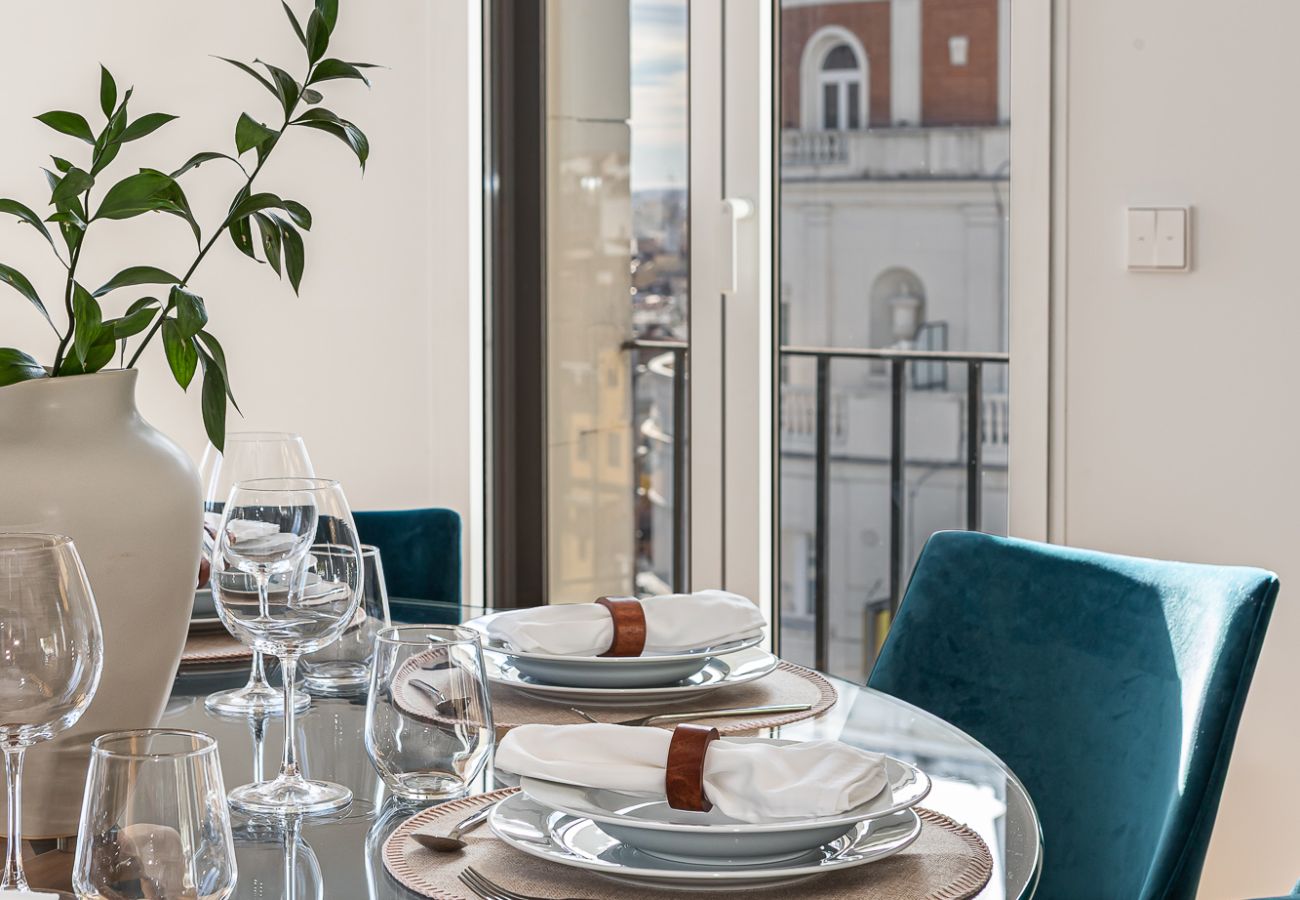 Apartamento en Madrid - Waou Ático 2 Terrazas Gran Via – Corta Duración