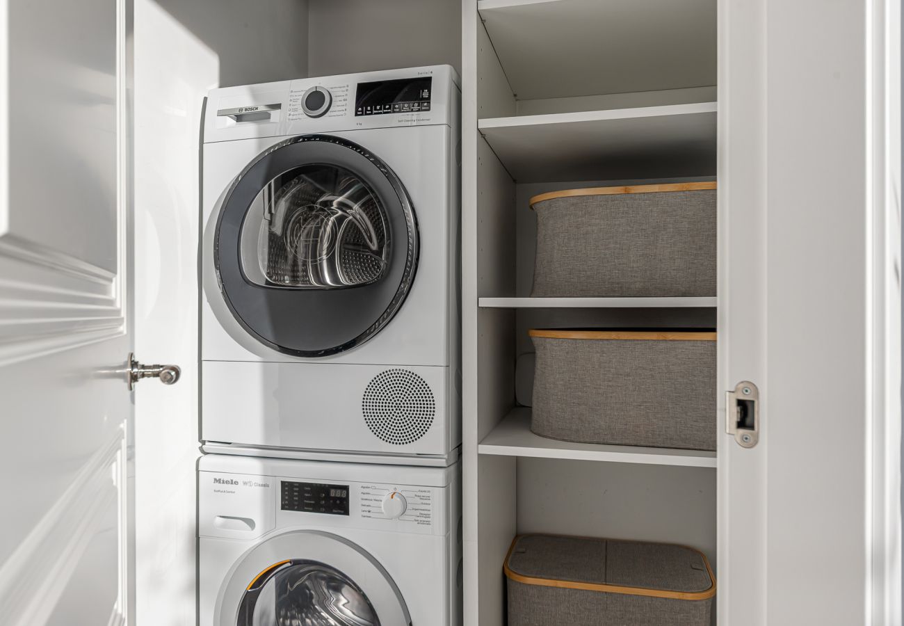 Apartamento en Madrid - Waou Ático 2 Terrazas Gran Via – Corta Duración