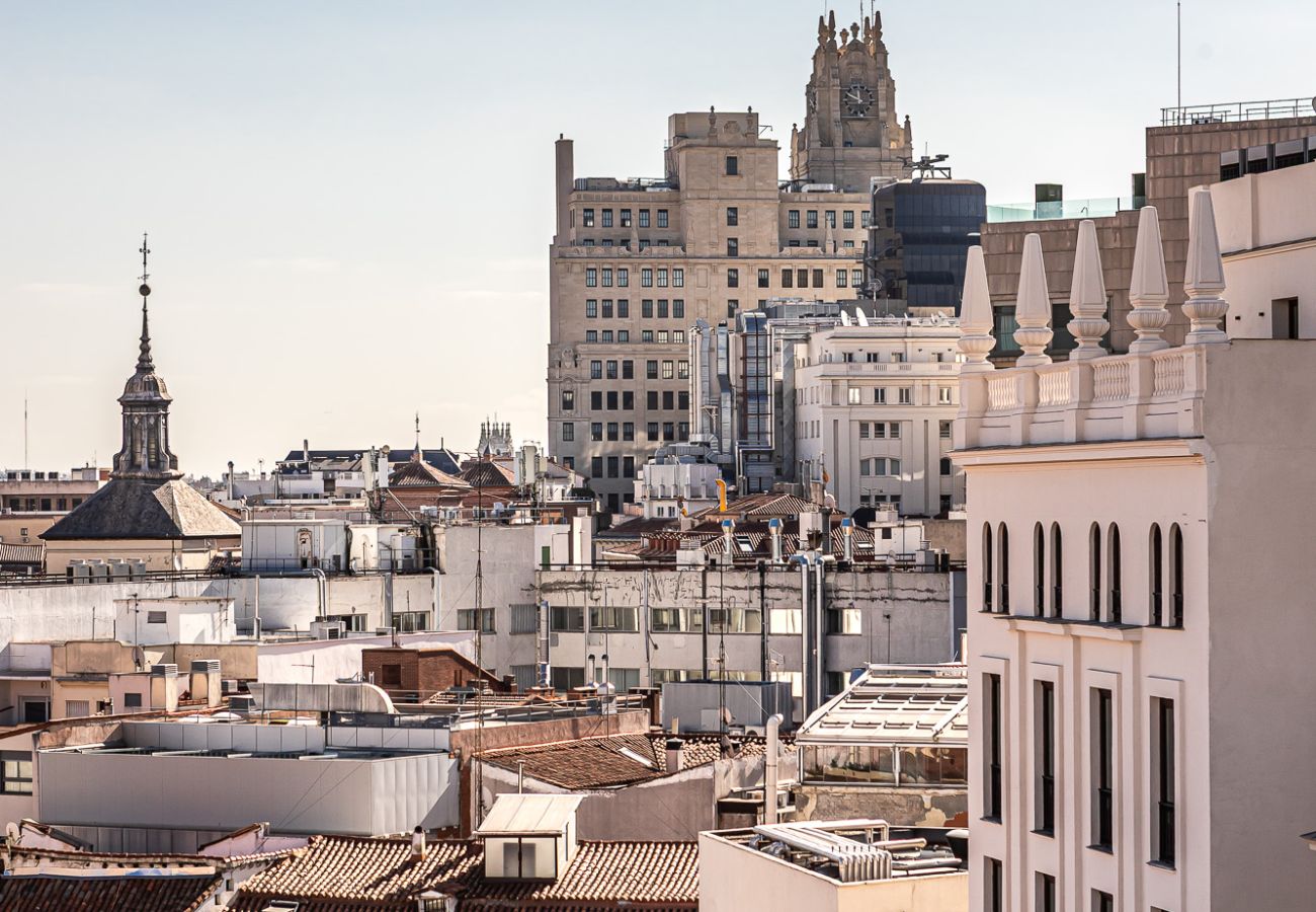 Apartamento en Madrid - Waou Ático 2 Terrazas Gran Via – Corta Duración