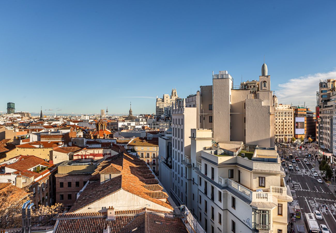 Apartamento en Madrid - Waou Ático 2 Terrazas Gran Via – Corta Duración