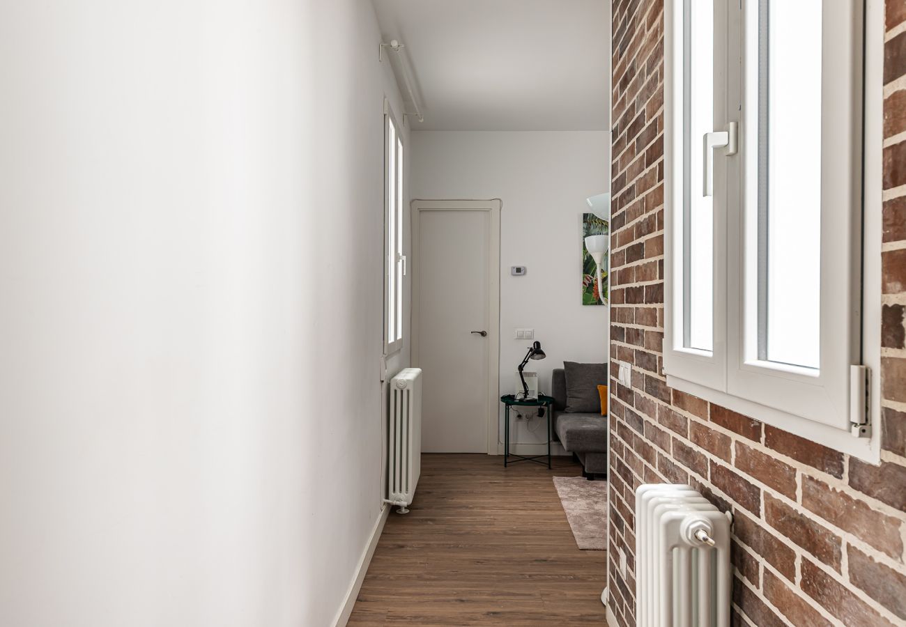 Apartment in Madrid - Queens Atocha - Alquiler Corta Duración