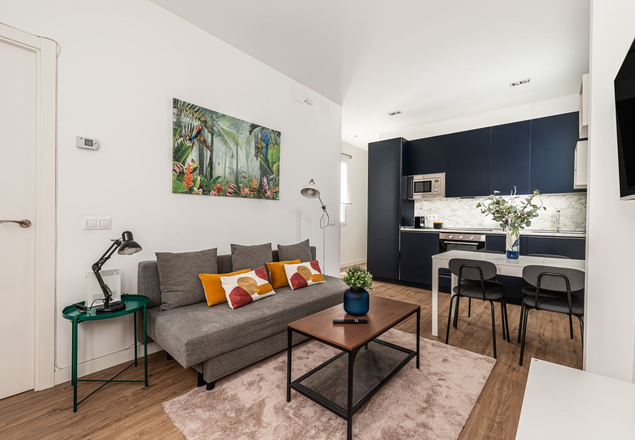 Apartment in Madrid - Queens Atocha - Alquiler Corta Duración