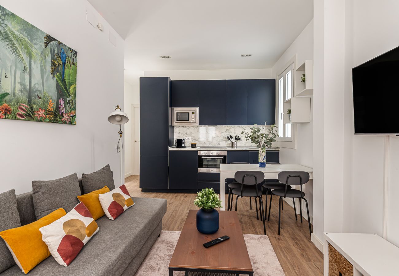 Apartment in Madrid - Queens Atocha - Alquiler Corta Duración