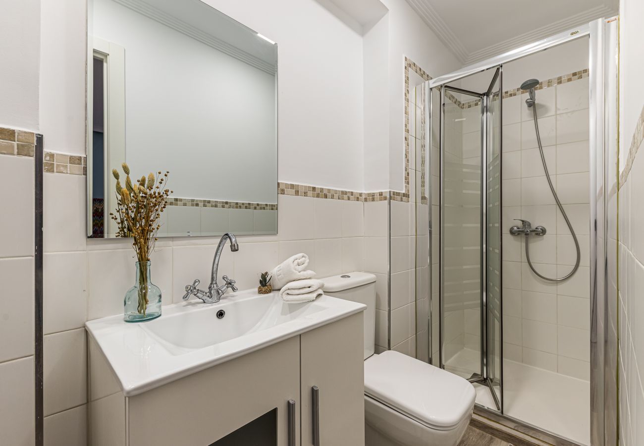 Apartment in Madrid - Queens Plaza Mayor I 