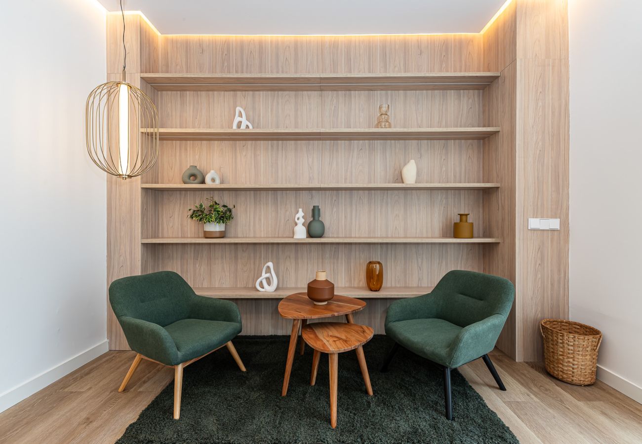 Rent by room in Madrid - Queens Bernabéu I