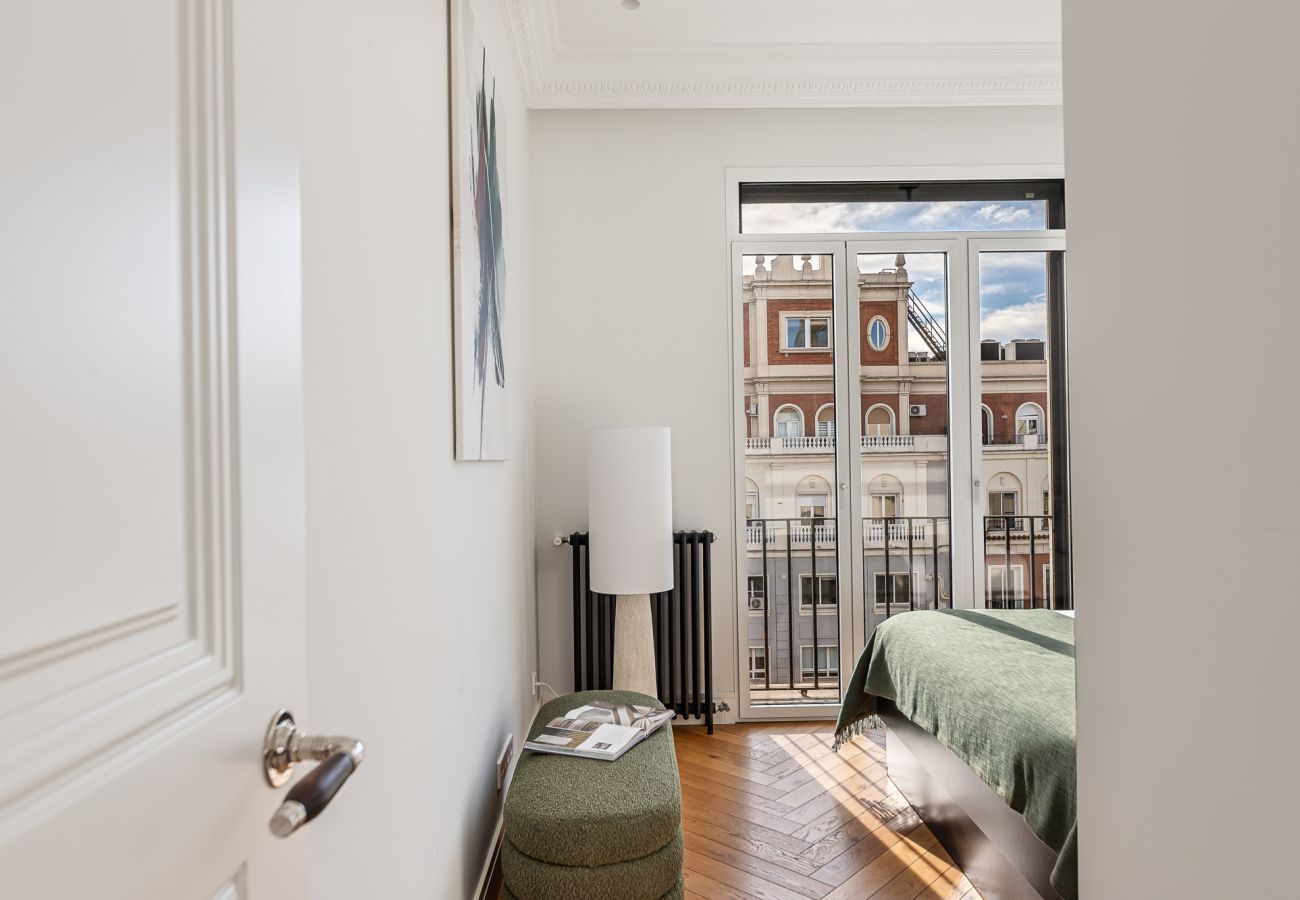 Apartment in Madrid - Waou Ático 2 Terrazas Gran Via – Corta Duración