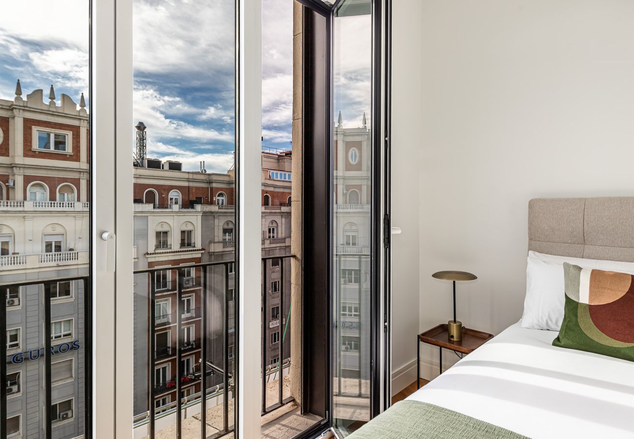 Apartment in Madrid - Waou Ático 2 Terrazas Gran Via – Corta Duración