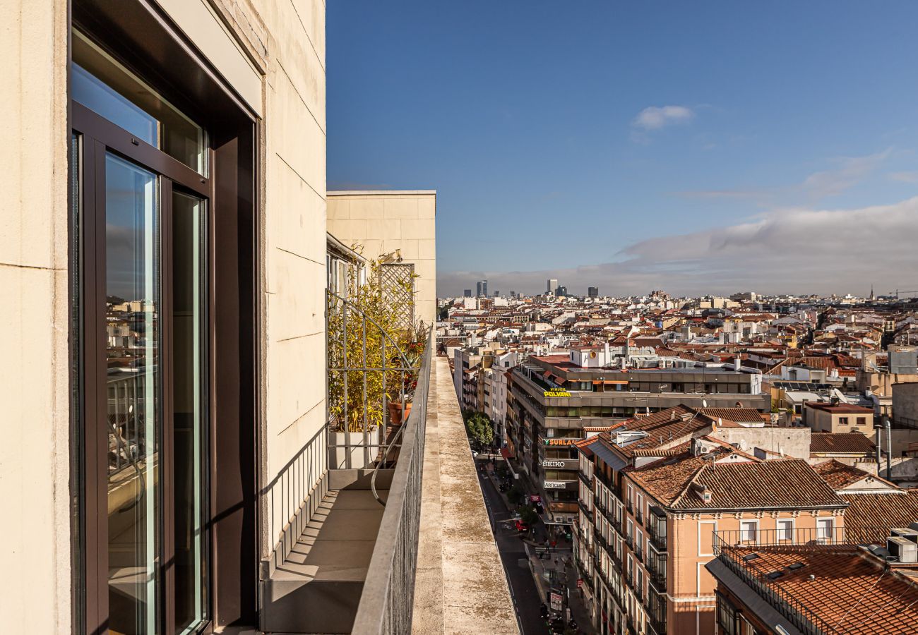 Apartment in Madrid - Waou Ático 2 Terrazas Gran Via – Corta Duración